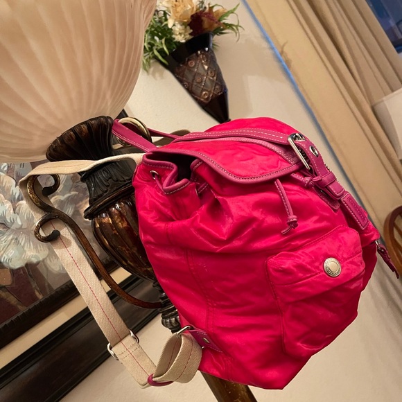 Coach, please check all picture of condition - Picture 6 of 17